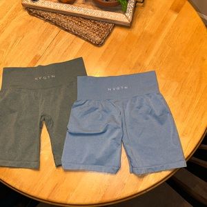 ❌SOLD❌ 2- NVGTN PRO SHORTS (size M)